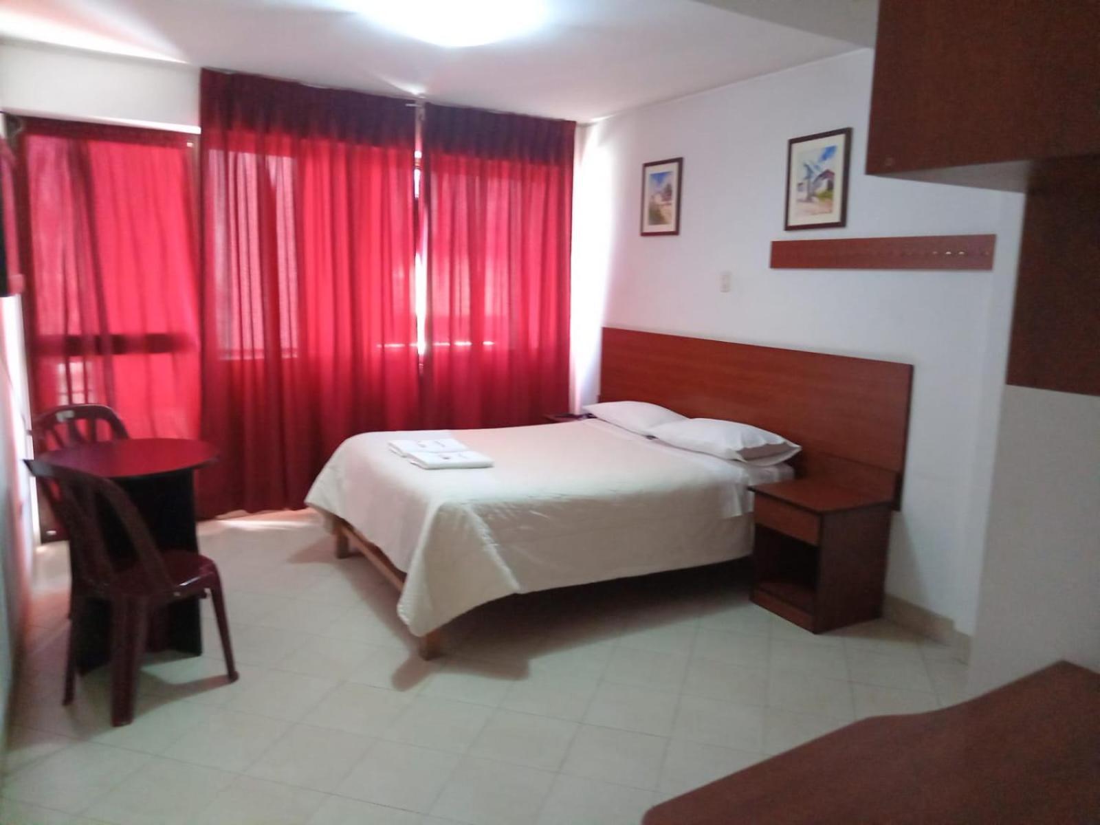 Hostal Bond Huaraz  Ngoại thất bức ảnh